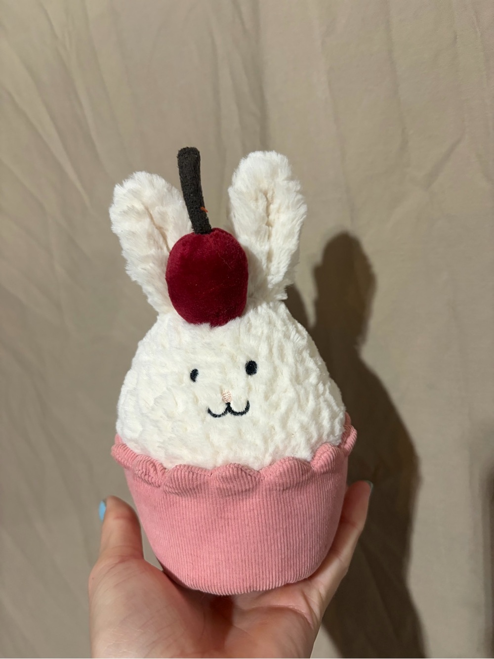 Jellycat Dainty Dessert Bunny Cupcake